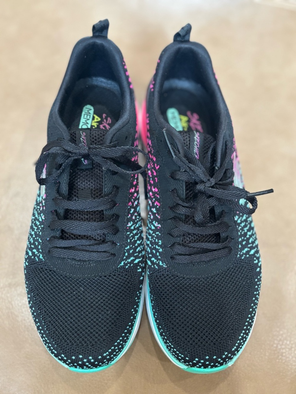 Skechers bold memory foam Black Knit comfortable Athletic Sneakers - Picture 2 of 7